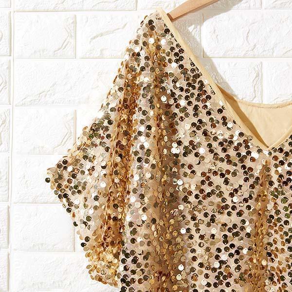 Blouse féminine à manches courtes avec sequins